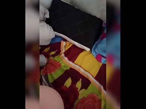❤️ Myn keamergenoat bliuwt allinnich thús want har man giet op fakânsje en ik nim de kâns oan om har te neuken en har kont fol mei molke ️ Homemade porno by ús fy.robosexshop.ru ☑